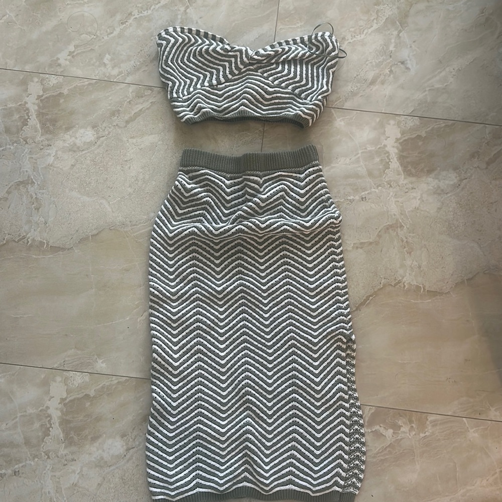 Two piece set